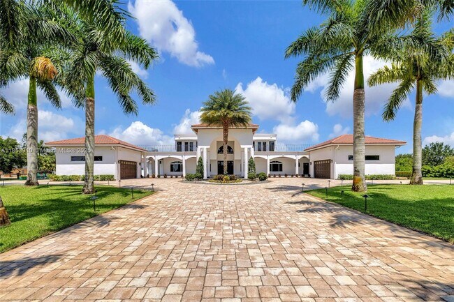 Building Photo - 4610 SW 178th Ave Rental