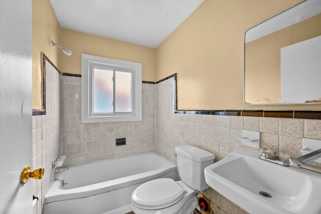 Photo - 10071 Joy Rd Unit 3