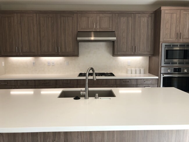 Photo - Beautiful Home in Casavia @ Pacific Highl...