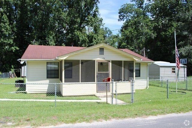 Building Photo - 73 Way St Rental