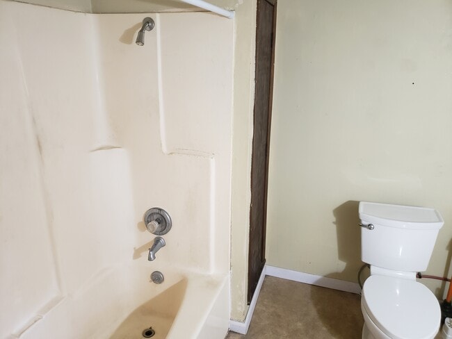 Photo - 210 4th St S