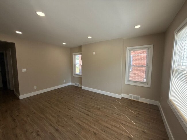 Photo - Freshly Renovated Single Family Home In De...