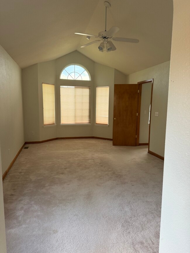 Photo - 1879 Breen Ln