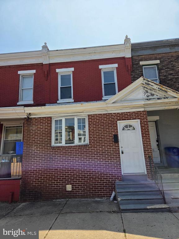 Photo - 5456 Spruce St