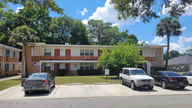Photo - 924 Arco Dr Rental