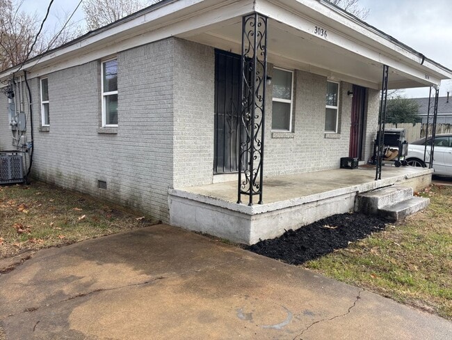 Photo - 3034-3036 Sinclair St Unit 3036