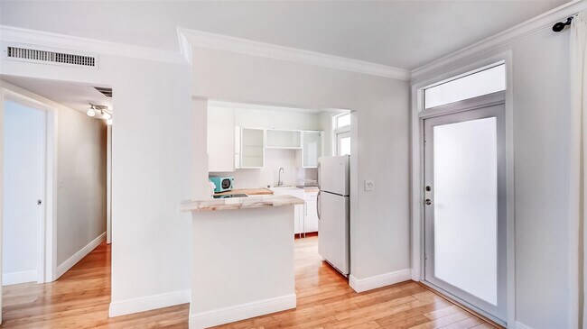 Photo - 1150 Euclid Ave Unit 111