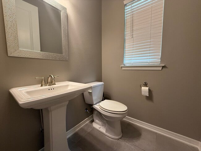 Photo - 105 Creve Core Dr