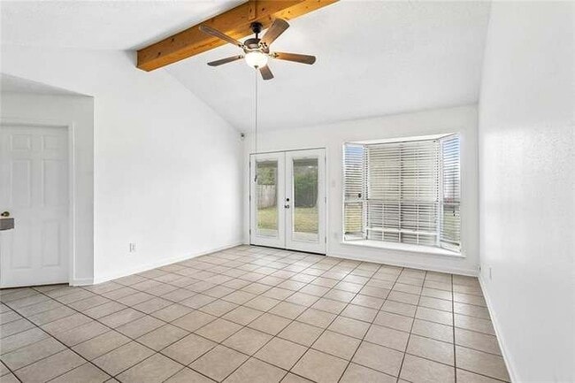 Photo - 202 Almond Creek Rd