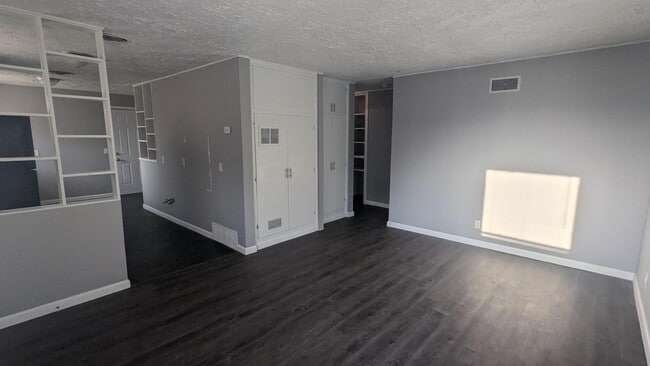 Photo - 1636 S Glenn Ave