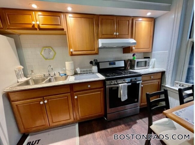 Photo - 73 Westland Ave Unidad 3