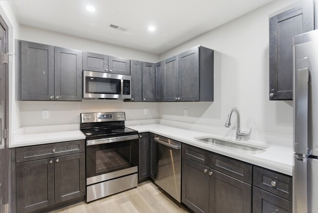 Photo - Delaney Way- 112