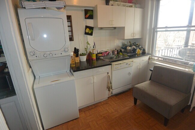 Photo - 158 Kelton St Unidad 5