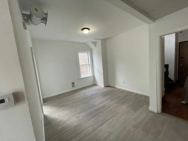 Photo - 1510 Light St