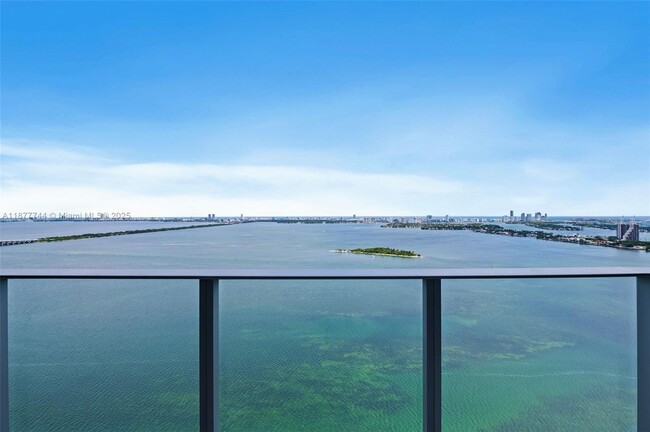 Photo - 700 NE 24th St Unit 3404