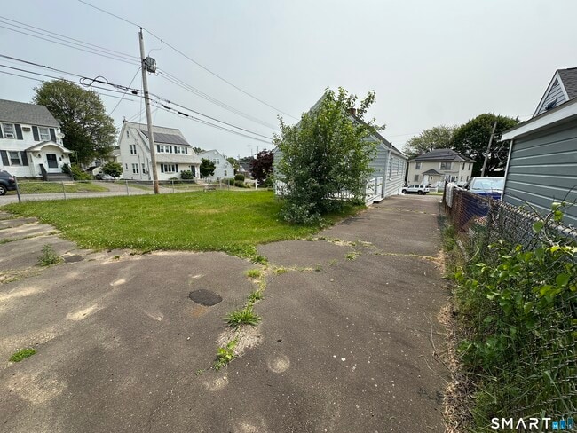 Photo - 11 Colony St
