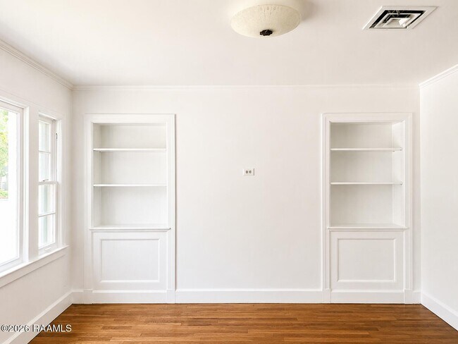 Photo - 116 Oak Crest Dr