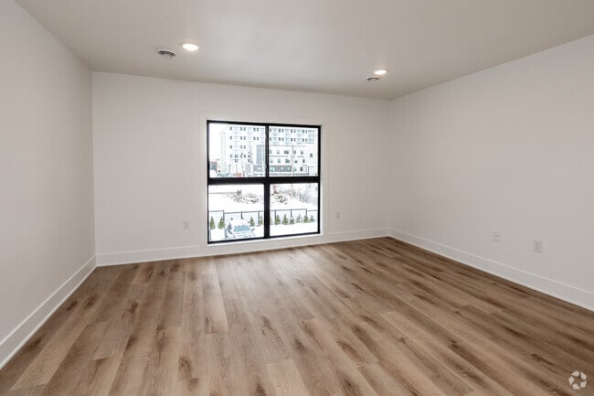 2BR, 2BA - 845SF - Living Room - 228-232 Welch Ave