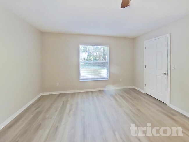 Photo - 744 Tranquility St