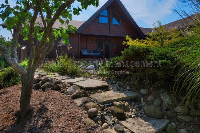 Photo - 61180 48th Ave