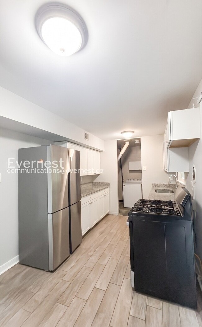 Photo - 3-Bedroom Home with Spacious Living and Convenient Amenities / Pet-Friendly / Vouchers Accepted /...