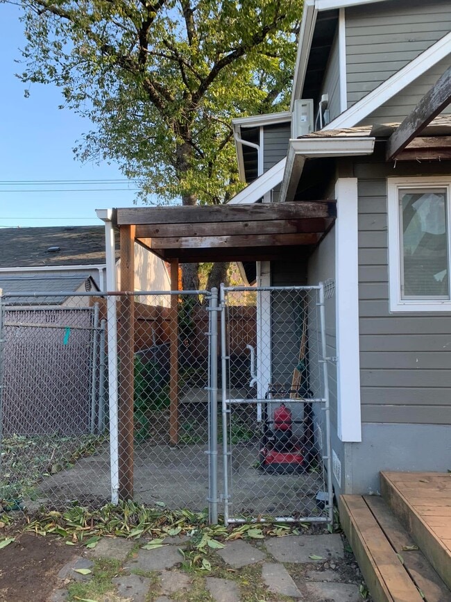 Photo - 7225 SE 60th Ave