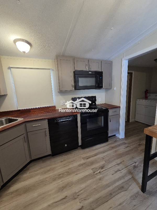 Photo - 2350 N 5th St