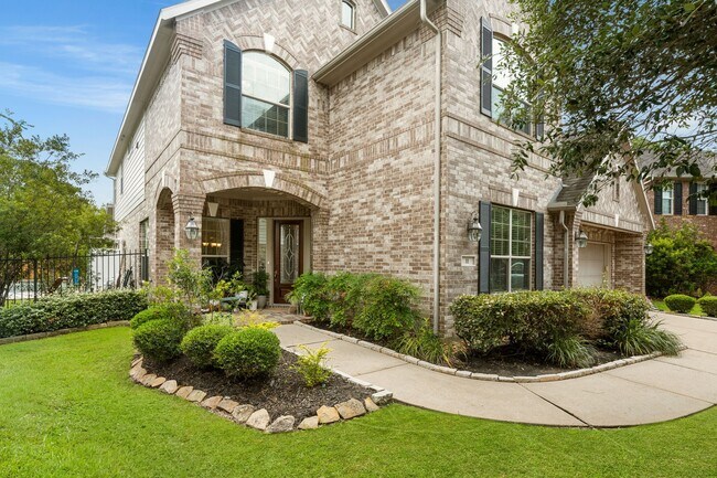 Photo - 11 Pintuck Pl