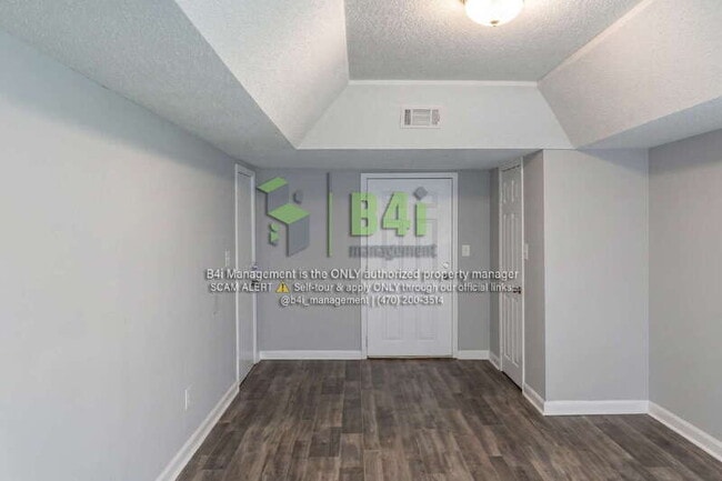 Photo - 133 Short St