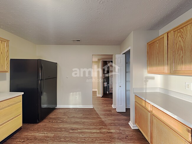 Photo - 716 Greene Ct