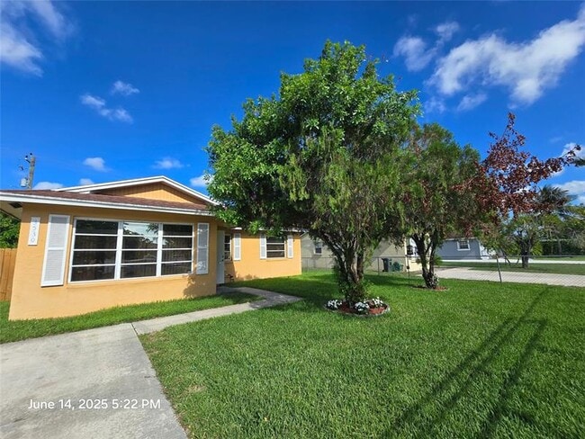 Building Photo - 3530 S 55th Ave Rental