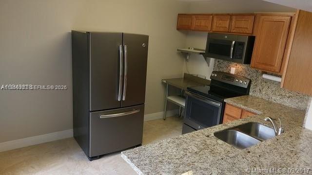 Photo - 4708 SW 67th Ave Unit L23