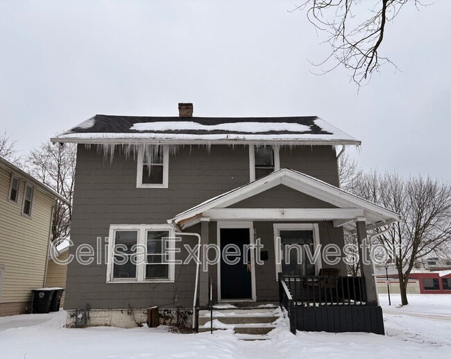 Building Photo - 1902 Riedmiller Ave