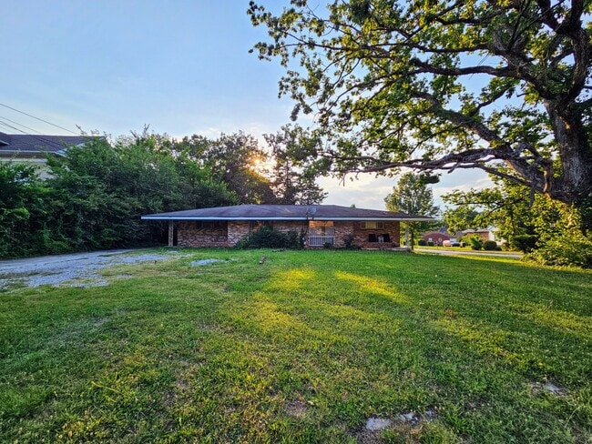 Building Photo - 359 Glenwood Dr Unit 359