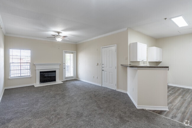 3HAB, 2BA - 1,229 ft² - Oaks Riverchase Apartments