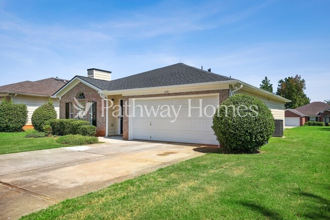 Photo - 310 Lakeview Trail