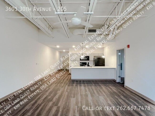 Photo - 3601 30th Ave Unidad 205