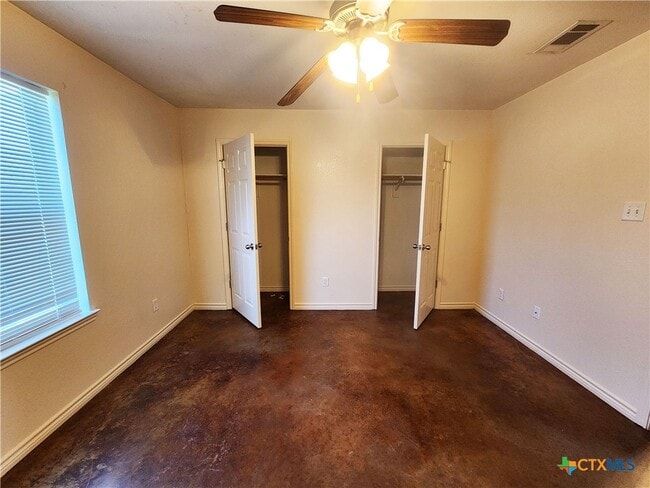 Photo - 1307 Cavalry Ln