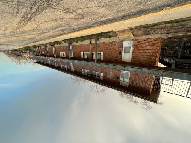 Photo - 1500 Busse Rd