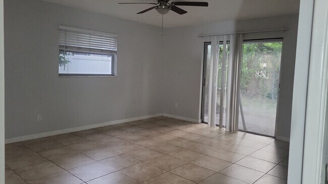 Photo - 1508 S Lee Ave