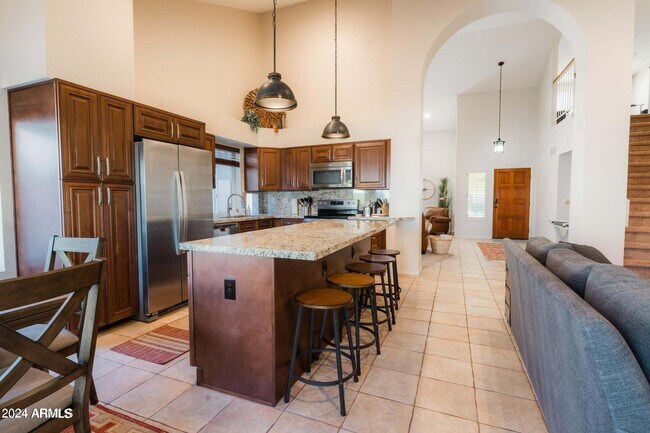 2322 E Millbrae Ct