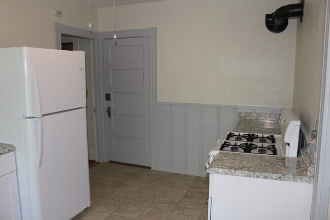 Photo - 124 Dunham St Unidad 1