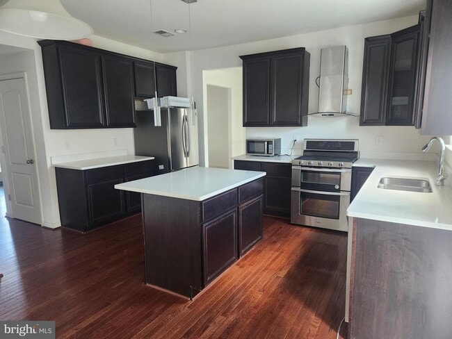 Photo - 122 Blakely Rd