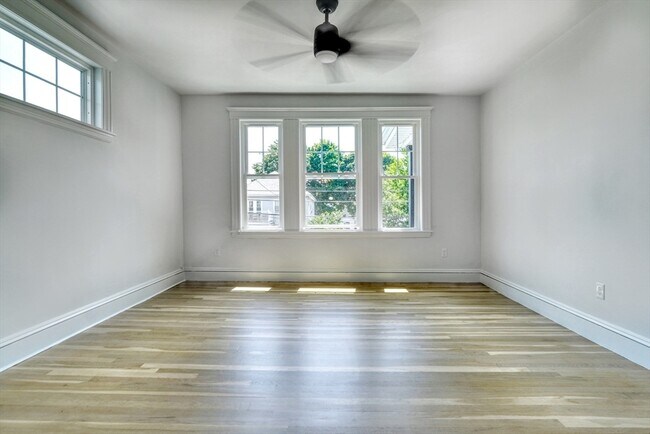 Photo - 275 Roslindale Ave Unit 2