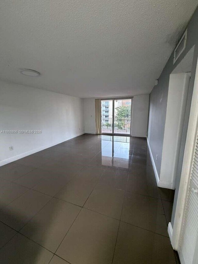 Photo - 6980 NW 186th St Unit 3-321