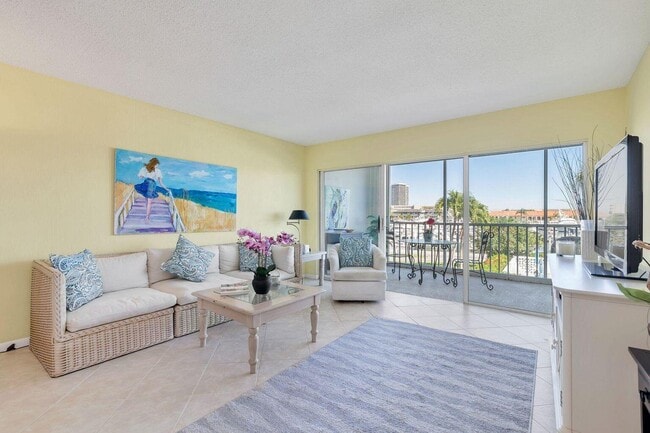 Photo - 907 Marina Dr Unit 402