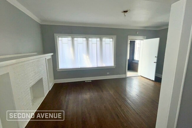 Photo - 7555 S Prairie Ave