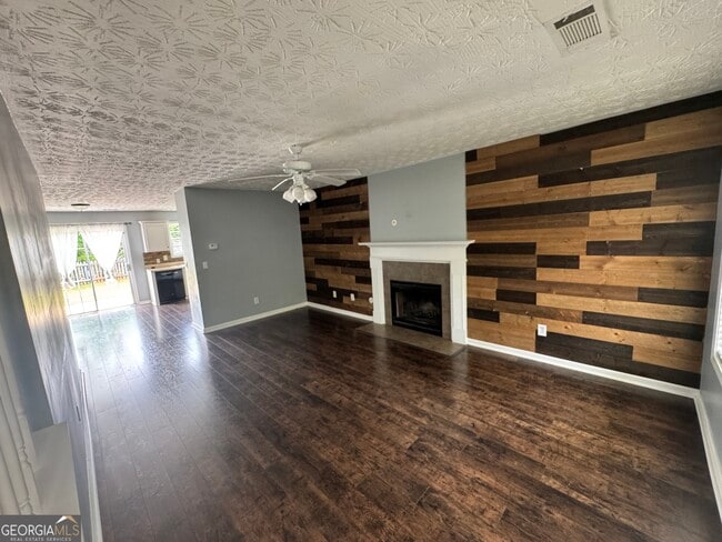 Building Photo - 104 Jameston Dr