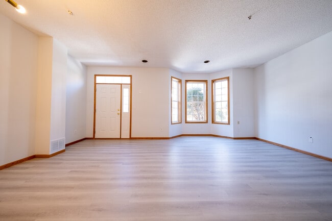 Photo - 15316 Founders Ln