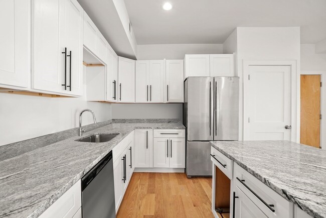 Photo - 38 Fleet St Apartment Unit 3